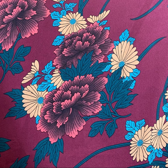 Floral faux wrap long sleeve plus sz top size 1XL - Picture 6 of 8